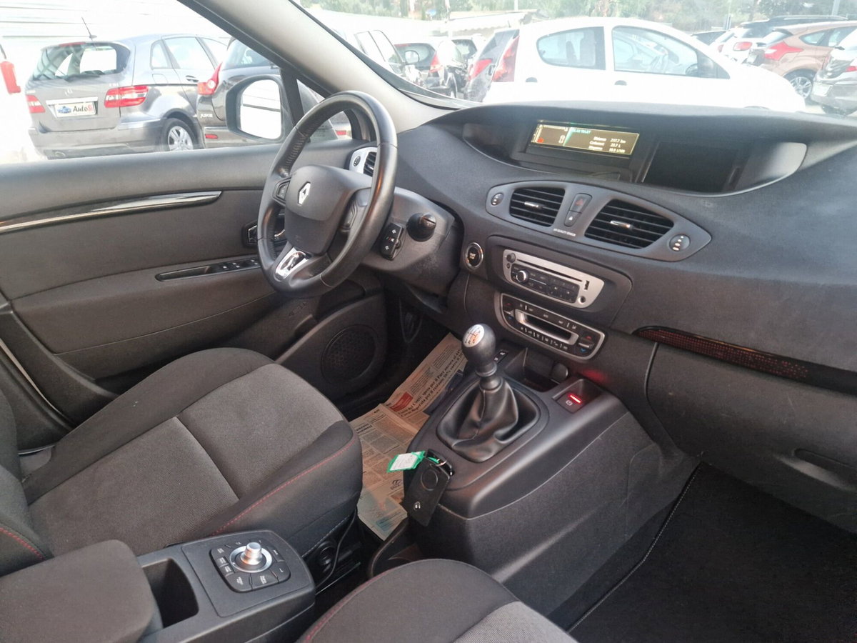 Renault Scenic E-Tech Electric 1.2 TCe 130CV Start&Stop Energy (19)