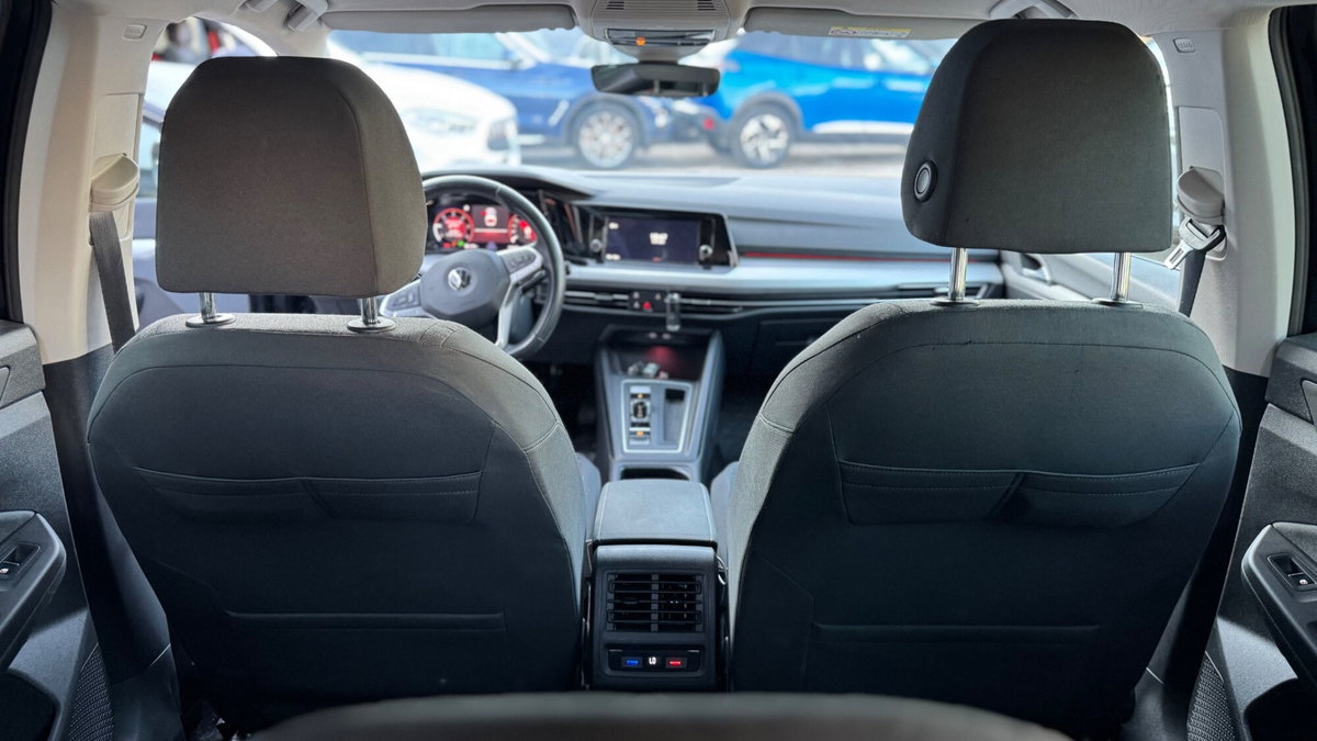 Volkswagen Golf 2.0 TDI SCR Life (12)