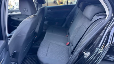 Volkswagen Golf 2.0 TDI SCR Life (13)