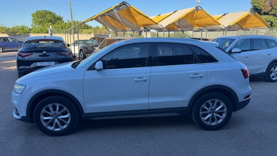 Audi Q3 2.0 TDI 150 CV quattro Sport (11)