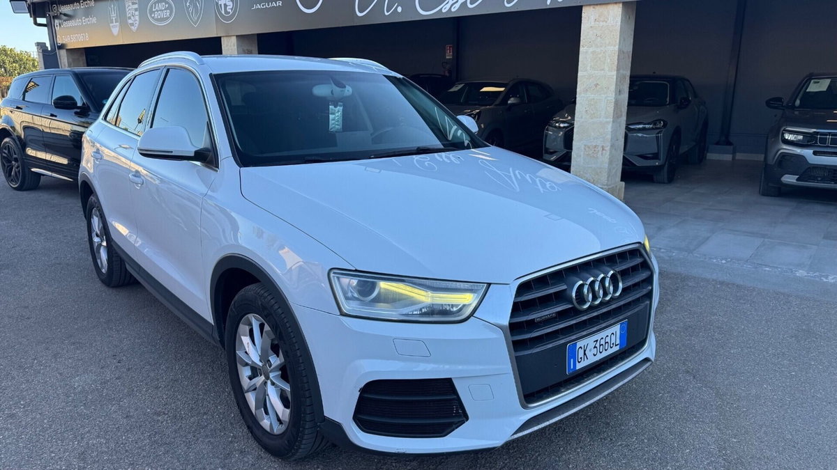 Audi Q3 2.0 TDI 150 CV quattro Sport (5)