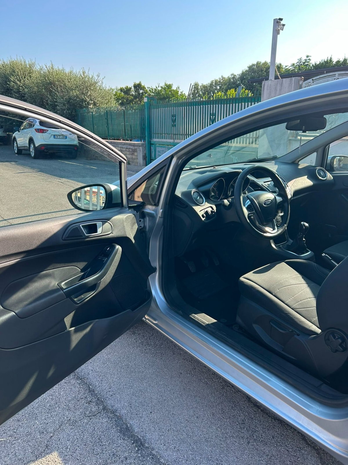 Ford Fiesta 1.2 60CV 3 porte Titanium (10)