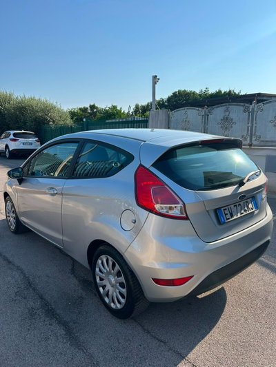 Ford Fiesta 1.2 60CV 3 porte Titanium (4)
