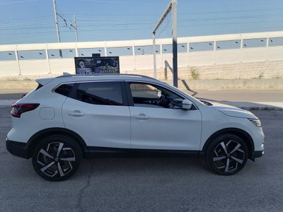 Nissan Qashqai 1.5 dCi Tekna (4)