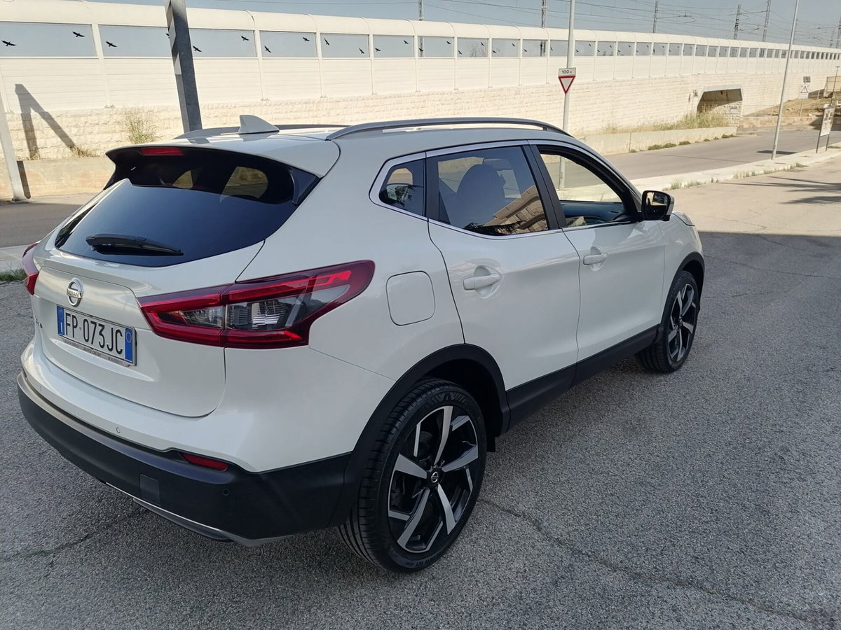 Nissan Qashqai 1.5 dCi Tekna (5)
