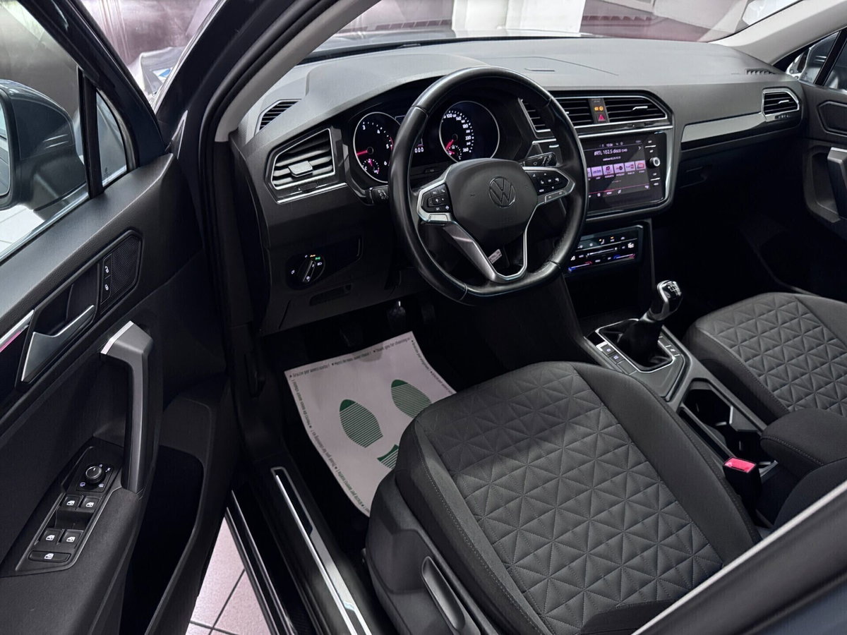 Volkswagen Tiguan 2.0 TDI SCR Life (9)