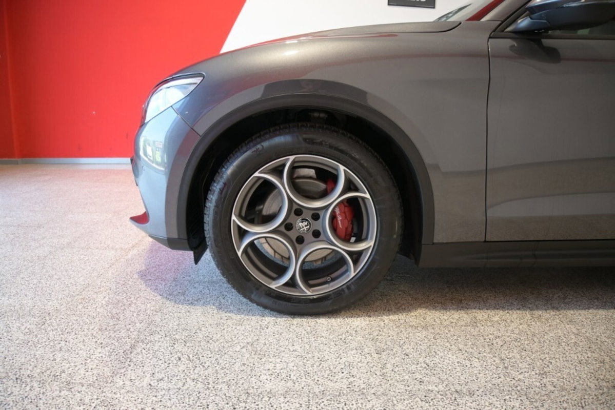 Alfa Romeo Stelvio Stelvio 2.2 Turbodiesel 160 CV AT8 RWD Sprint (10)