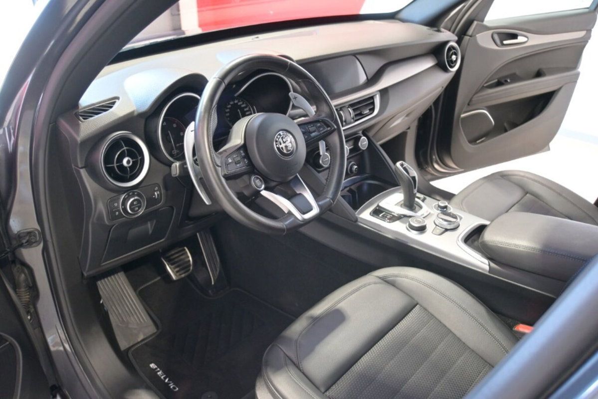 Alfa Romeo Stelvio Stelvio 2.2 Turbodiesel 160 CV AT8 RWD Sprint (12)