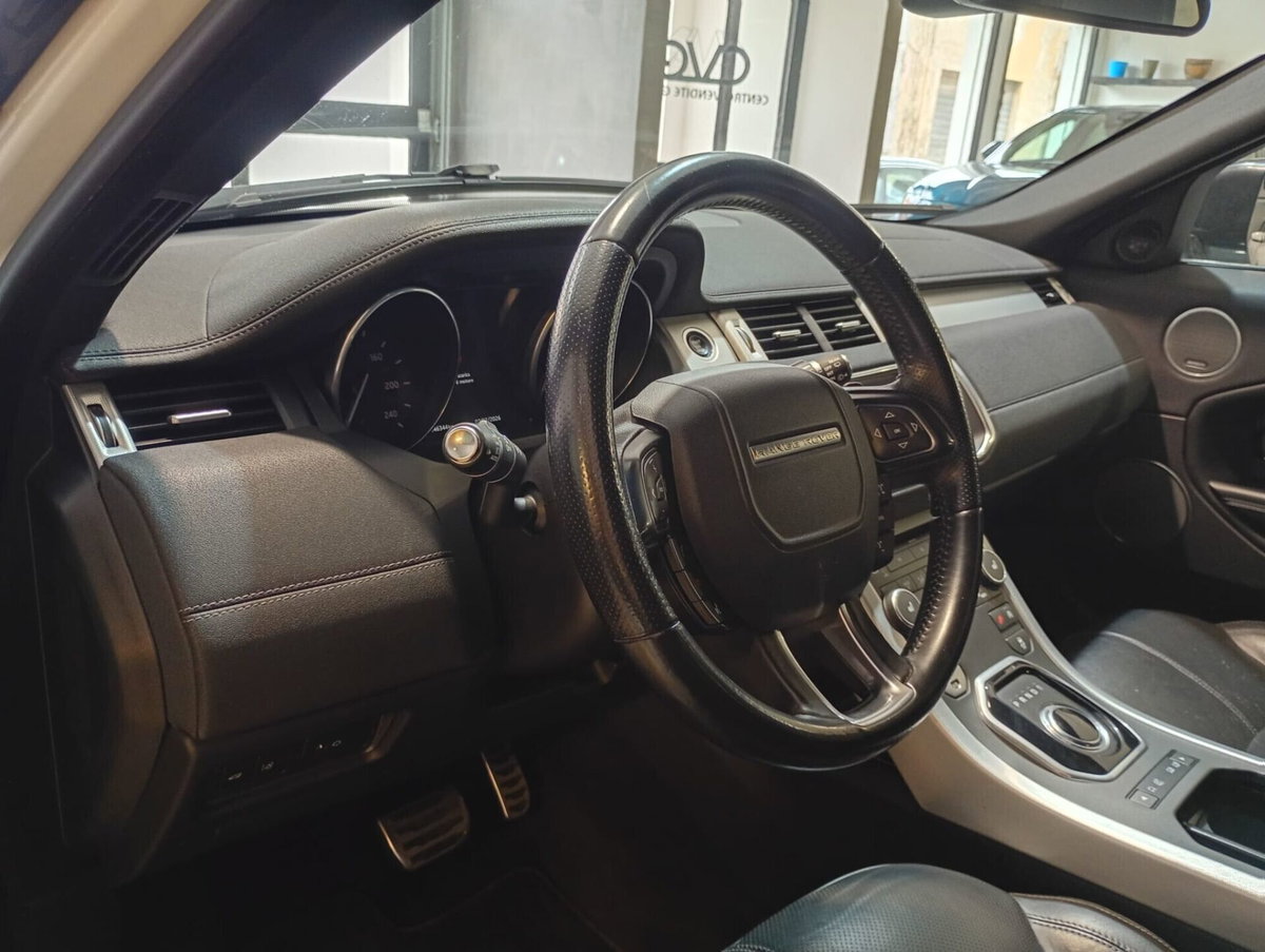 Land Rover Range Rover Evoque 2.0 TD4 180 CV 5p. Landmark Edition (7)