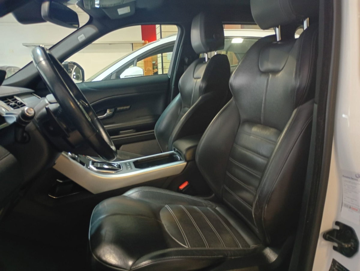 Land Rover Range Rover Evoque 2.0 TD4 180 CV 5p. Landmark Edition (8)