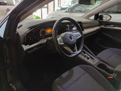 Volkswagen Golf 2.0 TDI DSG SCR Life (9)