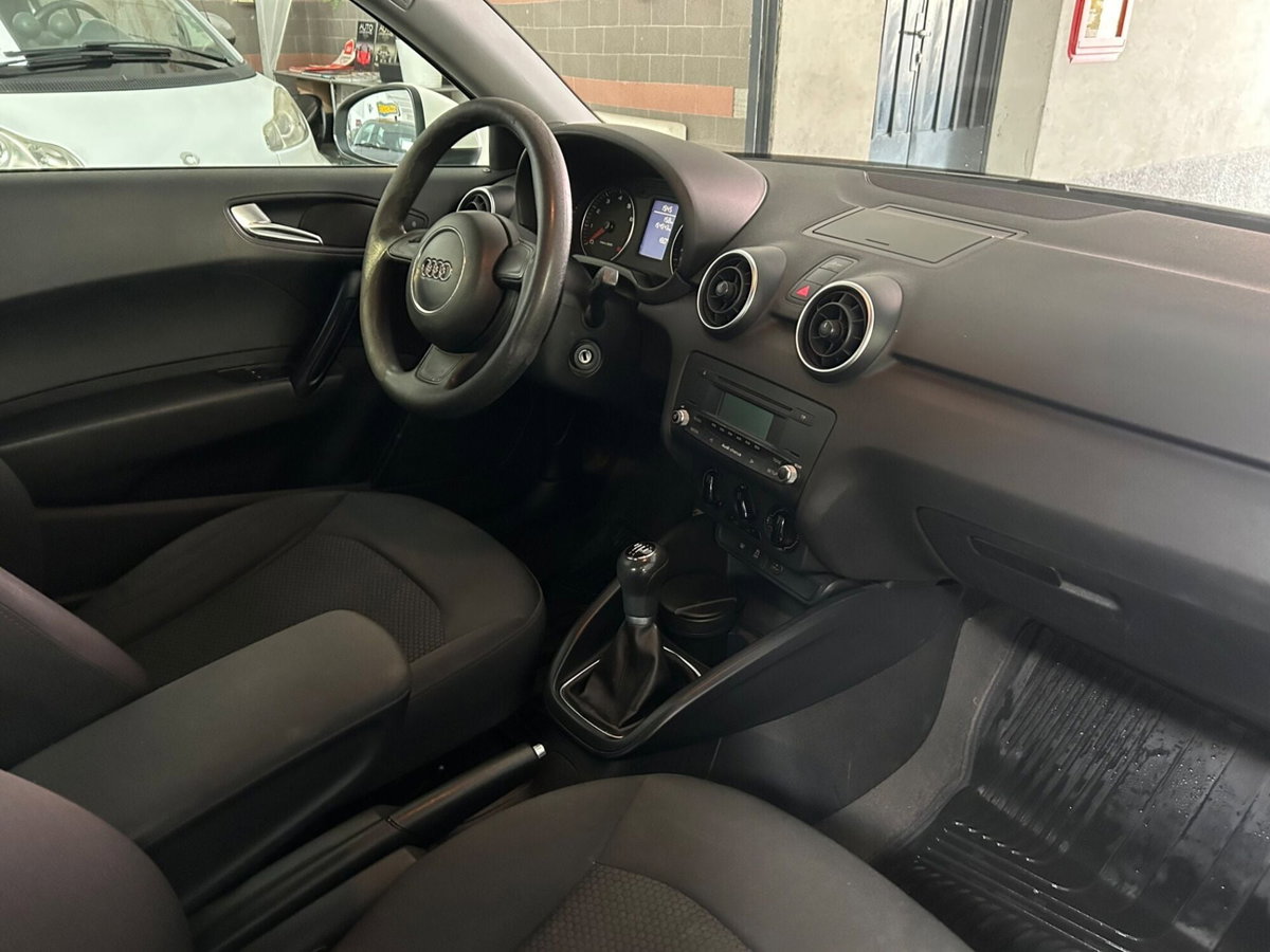 Audi A1 1.2 TFSI Ambition (5)