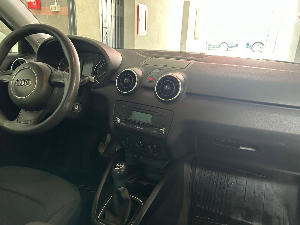 Audi A1 1.2 TFSI Ambition (6)