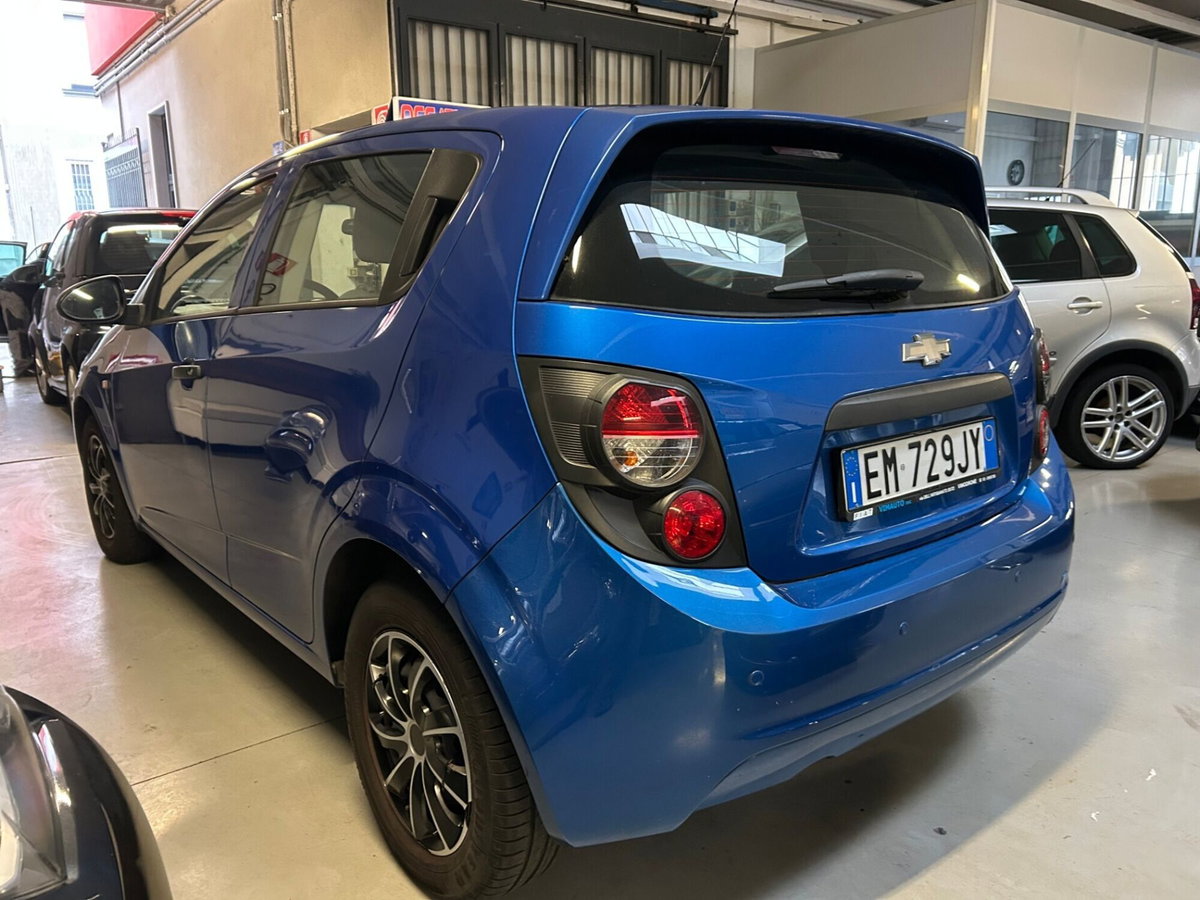 Chevrolet Aveo 1.2 70CV 5 porte LS (4)