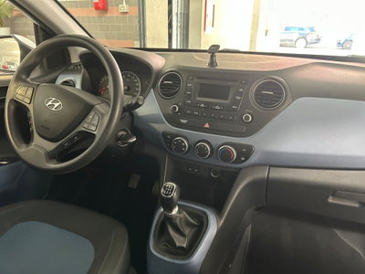 Hyundai i10 1.0 MPI Advanced (6)