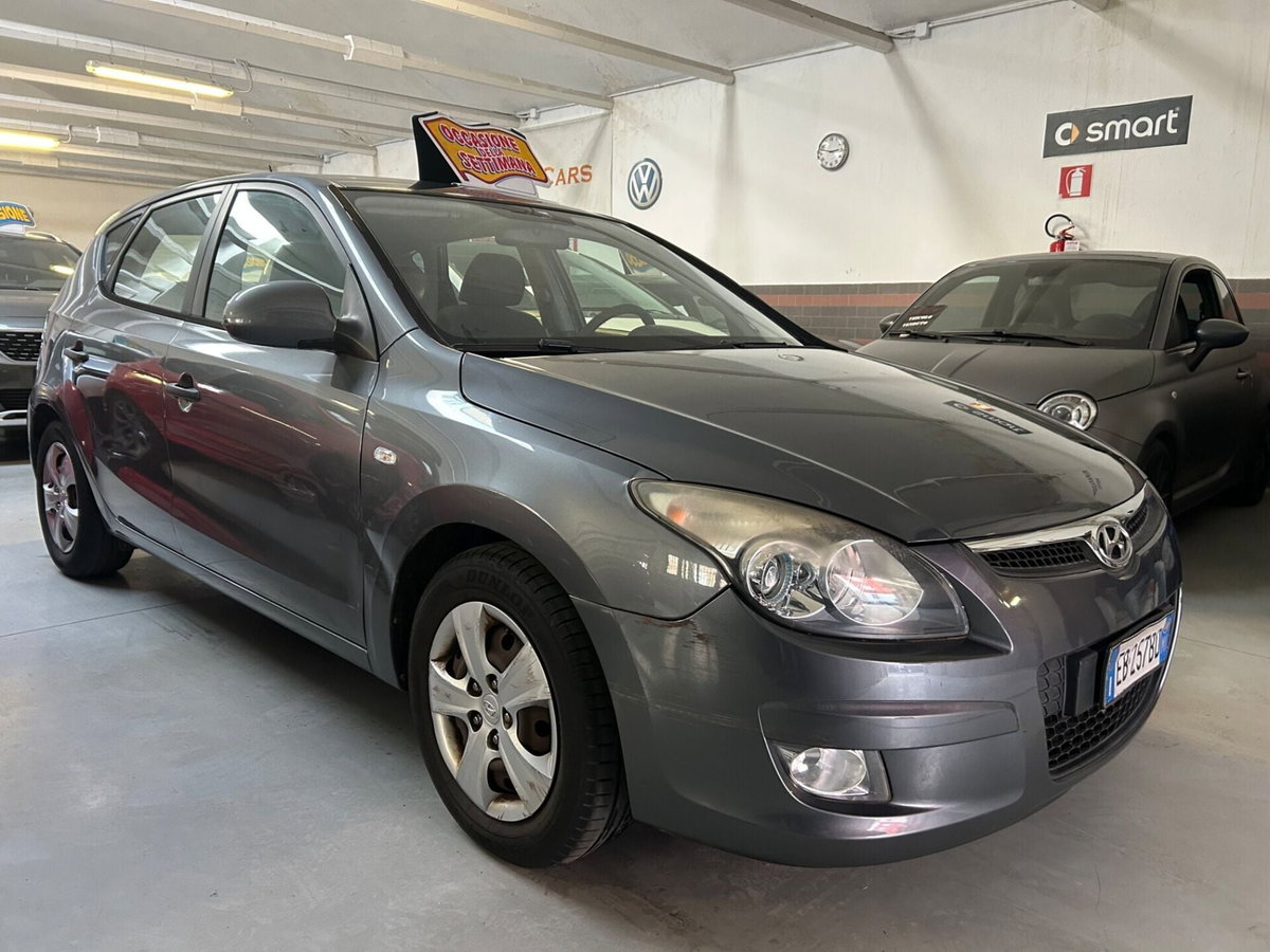 Hyundai i30 1.4 16V 109CV 5p. Active (2)