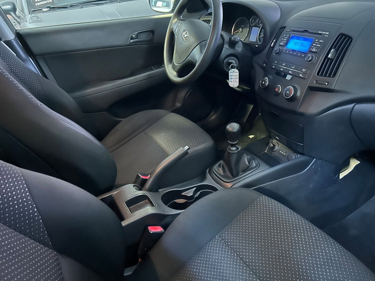 Hyundai i30 1.4 16V 109CV 5p. Active (4)