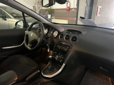 Peugeot 308 1.6 THP 156CV 5p. Allure (6)