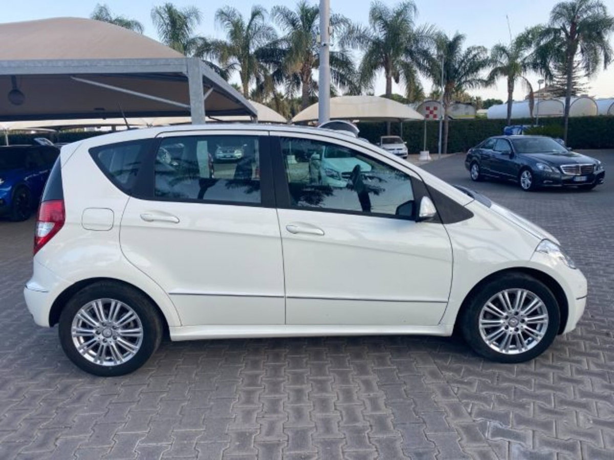 Mercedes-Benz Classe A 180 CDI Special Edition Sport (19)