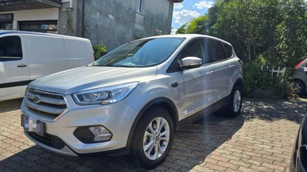 Ford Kuga 1.5 TDCI 120 CV S&S 2WD Powershift Edition