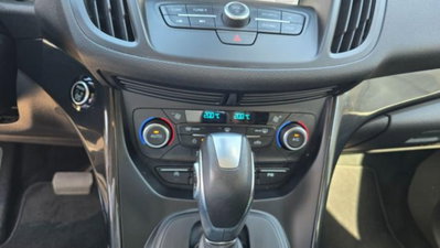 Ford Kuga 1.5 TDCI 120 CV S&S 2WD Powershift Edition (13)