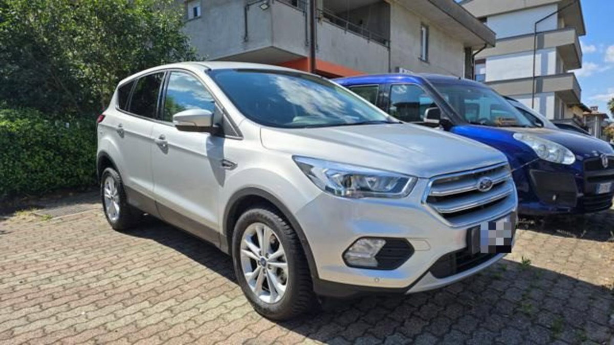 Ford Kuga 1.5 TDCI 120 CV S&S 2WD Powershift Edition (3)