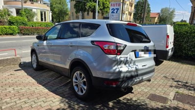 Ford Kuga 1.5 TDCI 120 CV S&S 2WD Powershift Edition (4)