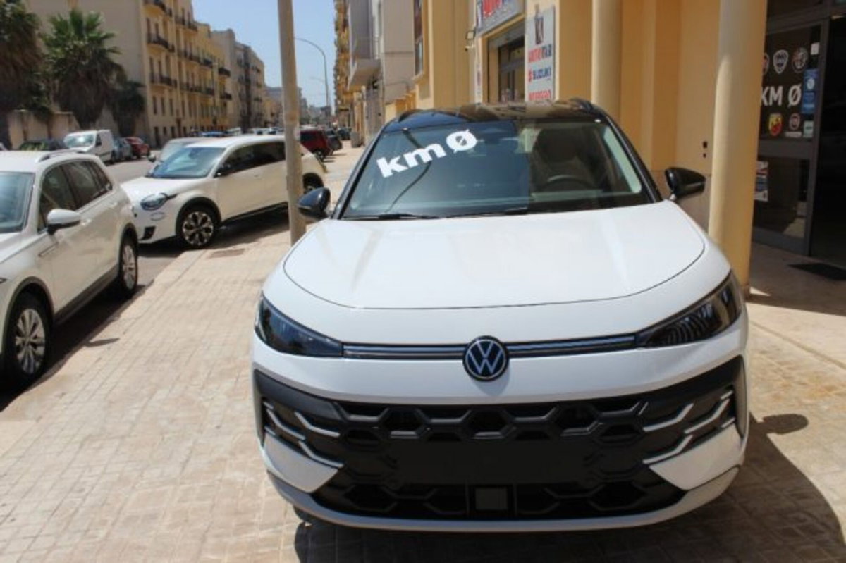 Volkswagen T-Roc 1.5 TSI ACT Sport BlueMotion Technology (2)