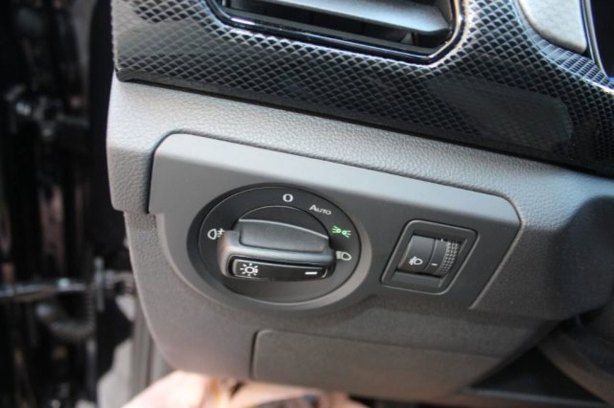 Volkswagen T-Cross 1.0 tsi Edition 95cv (16)