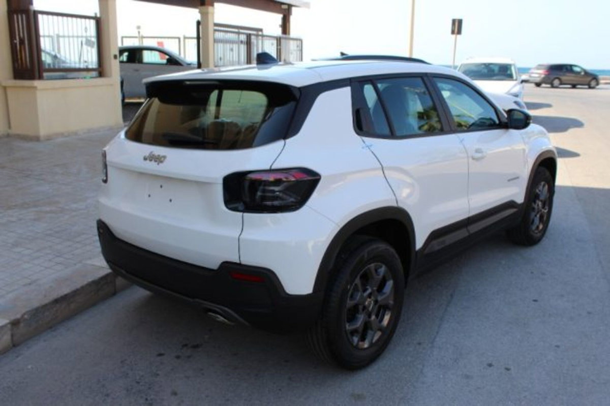 Jeep Avenger 1.2 turbo Longitude fwd 100cv (5)
