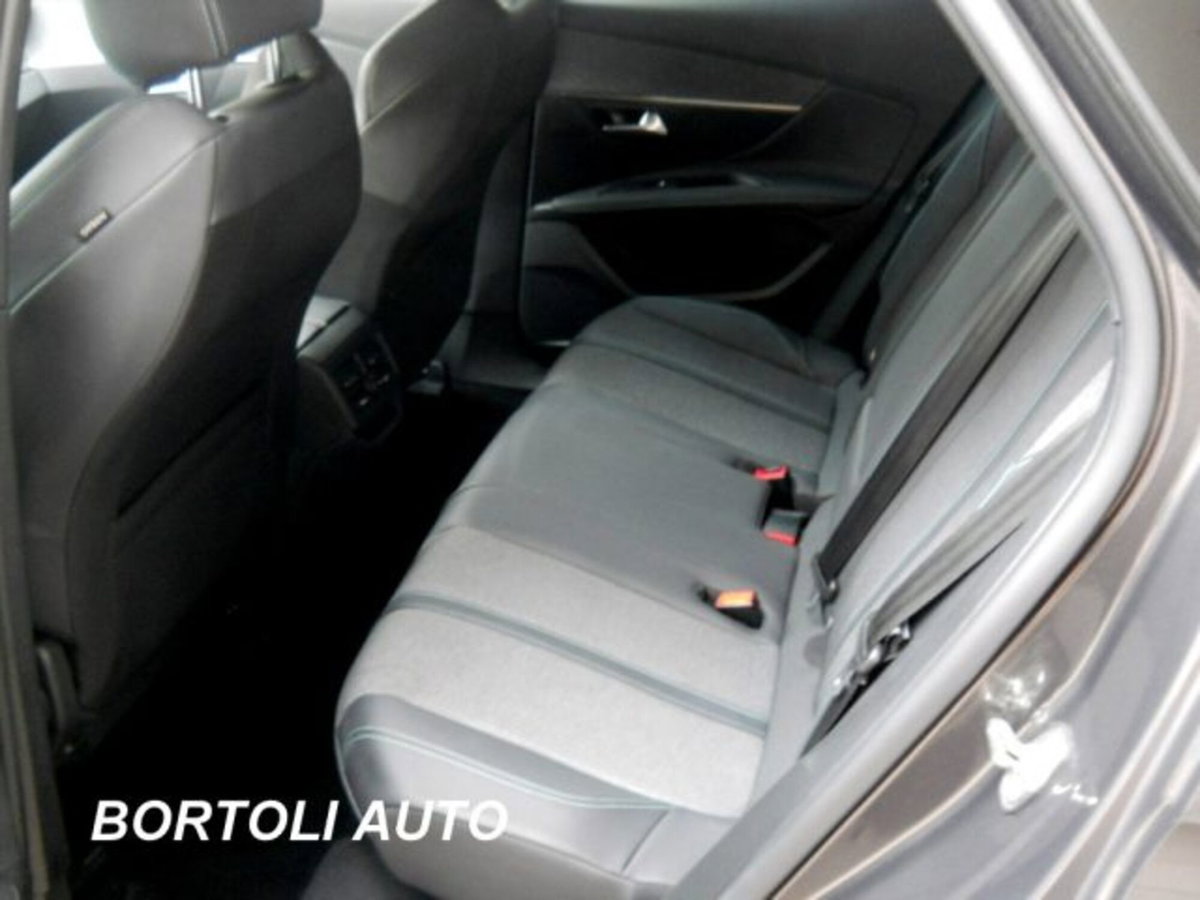 Peugeot 3008 BlueHDi 130 S&S EAT8 Allure Pack (10)