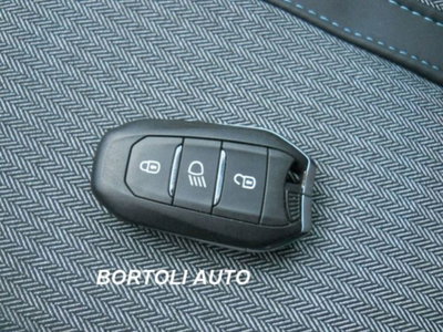 Peugeot 3008 BlueHDi 130 S&S EAT8 Allure Pack (17)