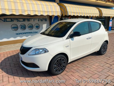 Lancia Ypsilon 1.0 FireFly 5 porte S&S Hybrid Gold Plus usata