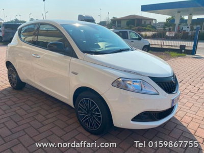 Lancia Ypsilon 1.0 FireFly 5 porte S&S Hybrid Gold Plus (4)