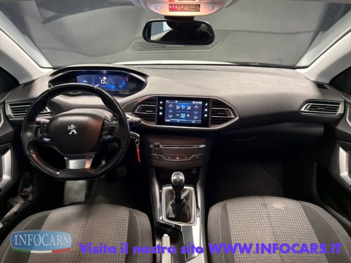 Peugeot 308 BlueHDi 130 S&S EAT8 Active Business (11)