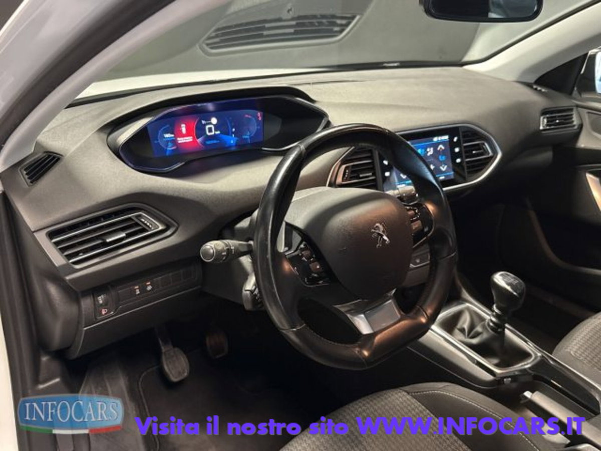 Peugeot 308 BlueHDi 130 S&S EAT8 Active Business (9)