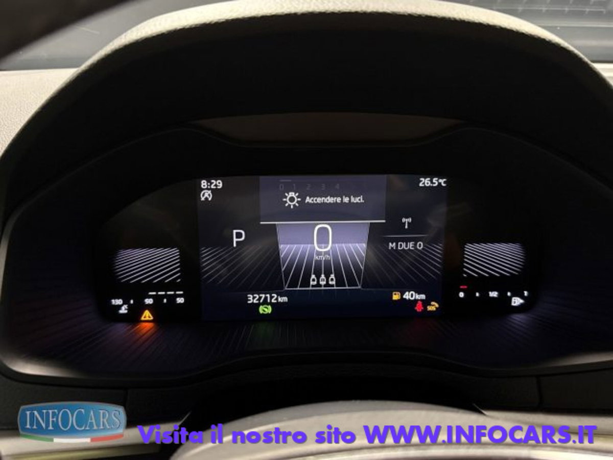 Skoda Karoq 2.0 TDI EVO SCR 115 CV DSG Executive (13)