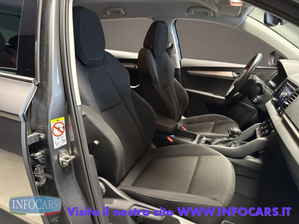 Skoda Karoq 2.0 TDI EVO SCR 115 CV DSG Executive (6)