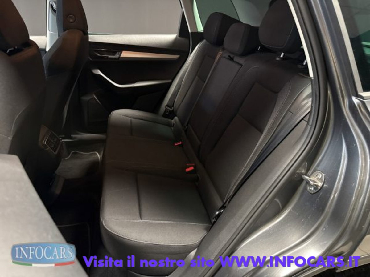 Skoda Karoq 2.0 TDI EVO SCR 115 CV DSG Executive (7)