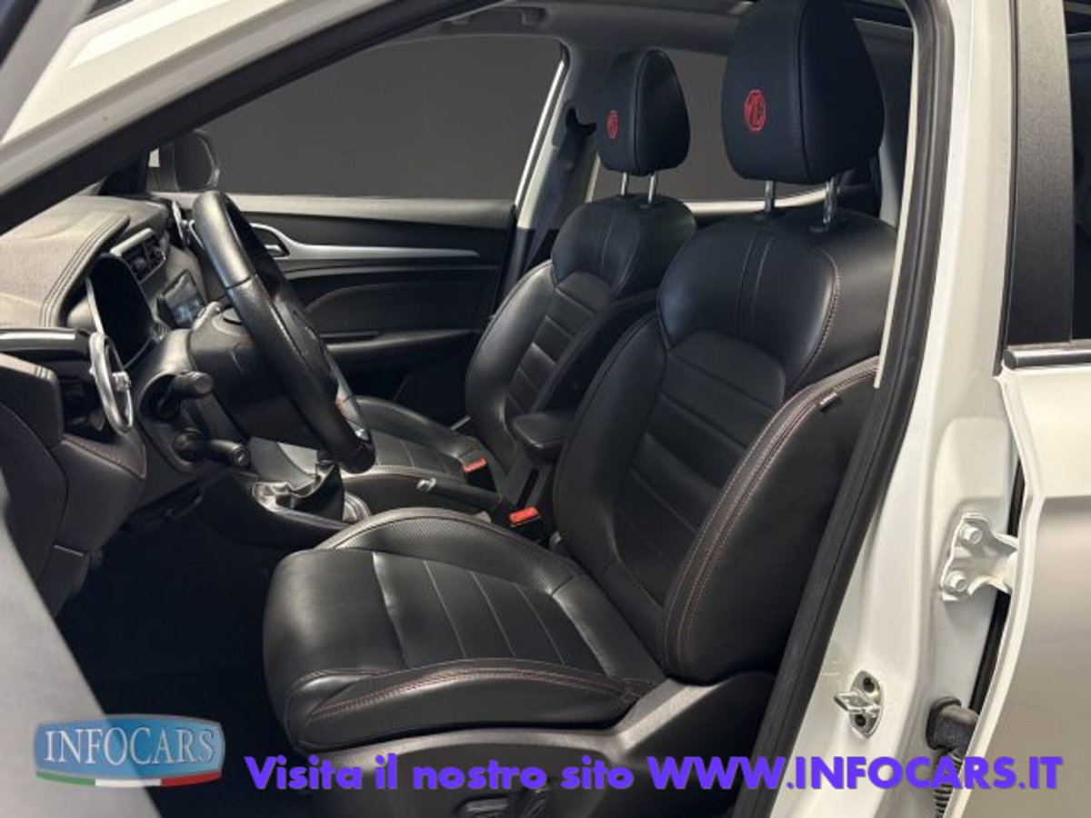 Mg ZS ZS 1.0 Luxury (5)