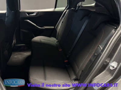 Ford Focus Station Wagon 1.0 EcoBoost Hybrid 155 CV SW ST-Line (7)