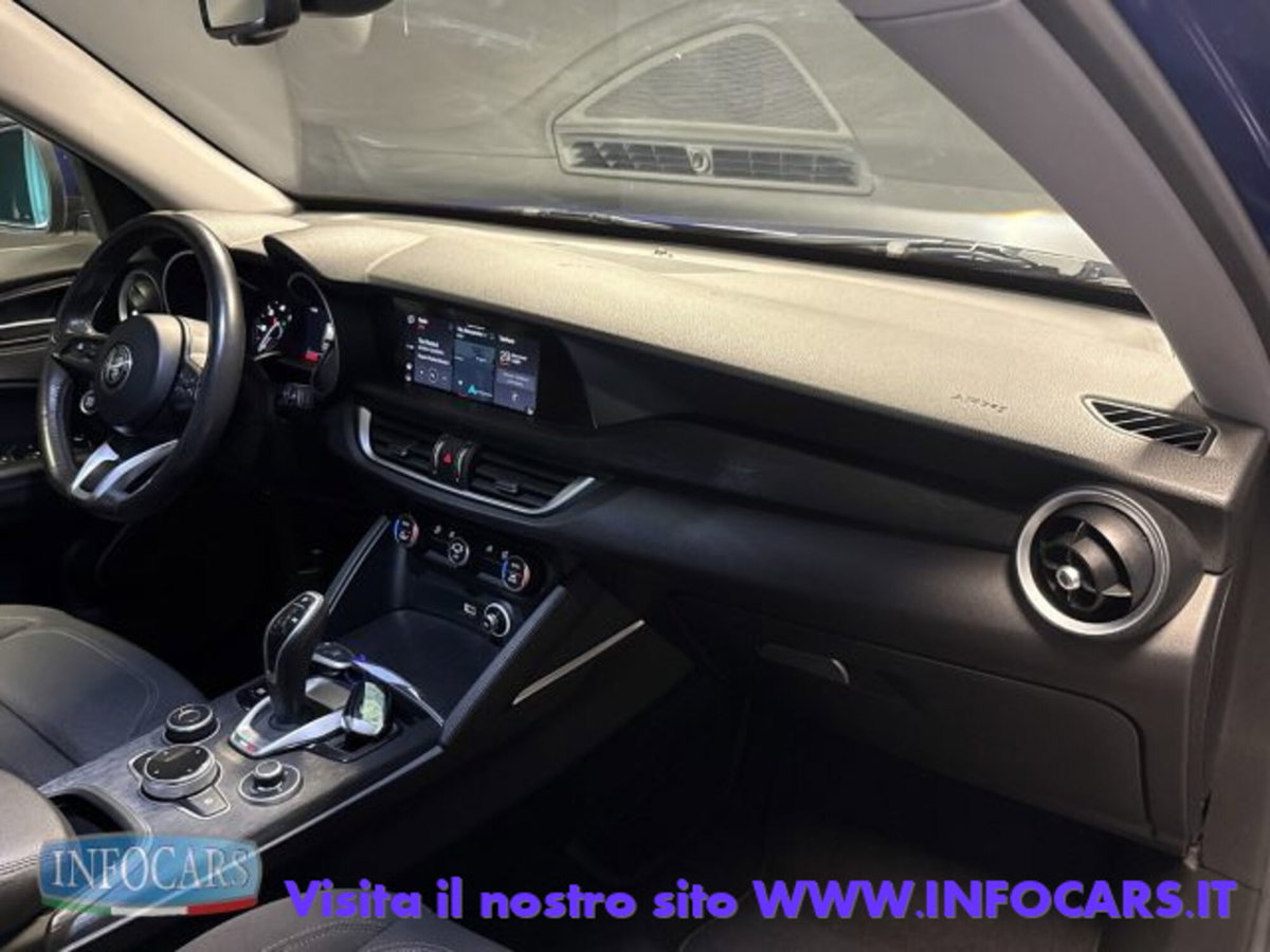 Alfa Romeo Stelvio Stelvio 2.2 Turbodiesel 190 CV AT8 Q4 Super Business (12)