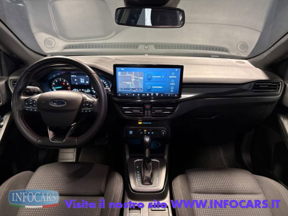 Ford Focus Station Wagon 1.0 EcoBoost Hybrid 155 CV SW ST-Line (11)