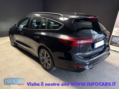 Ford Focus Station Wagon 1.0 EcoBoost Hybrid 155 CV SW ST-Line (2)
