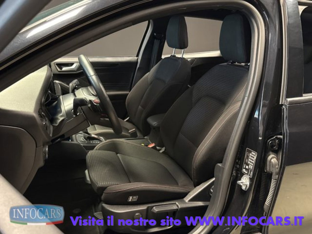 Ford Focus Station Wagon 1.0 EcoBoost Hybrid 155 CV SW ST-Line (5)