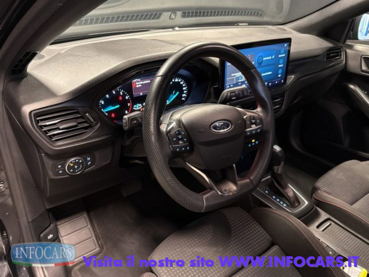 Ford Focus Station Wagon 1.0 EcoBoost Hybrid 155 CV SW ST-Line (9)