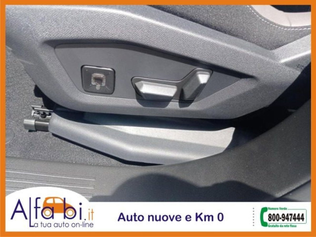 Jeep Compass 1.2 turbo 48V e-hybrid Summit fwd 145cv edct6 (17)