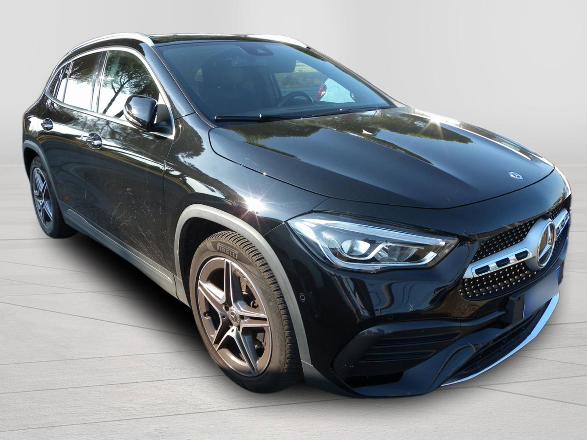 Mercedes-Benz GLA SUV 200 Automatic Premium (2)