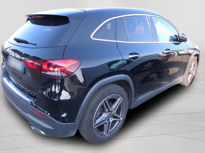Mercedes-Benz GLA SUV 200 Automatic Premium (3)