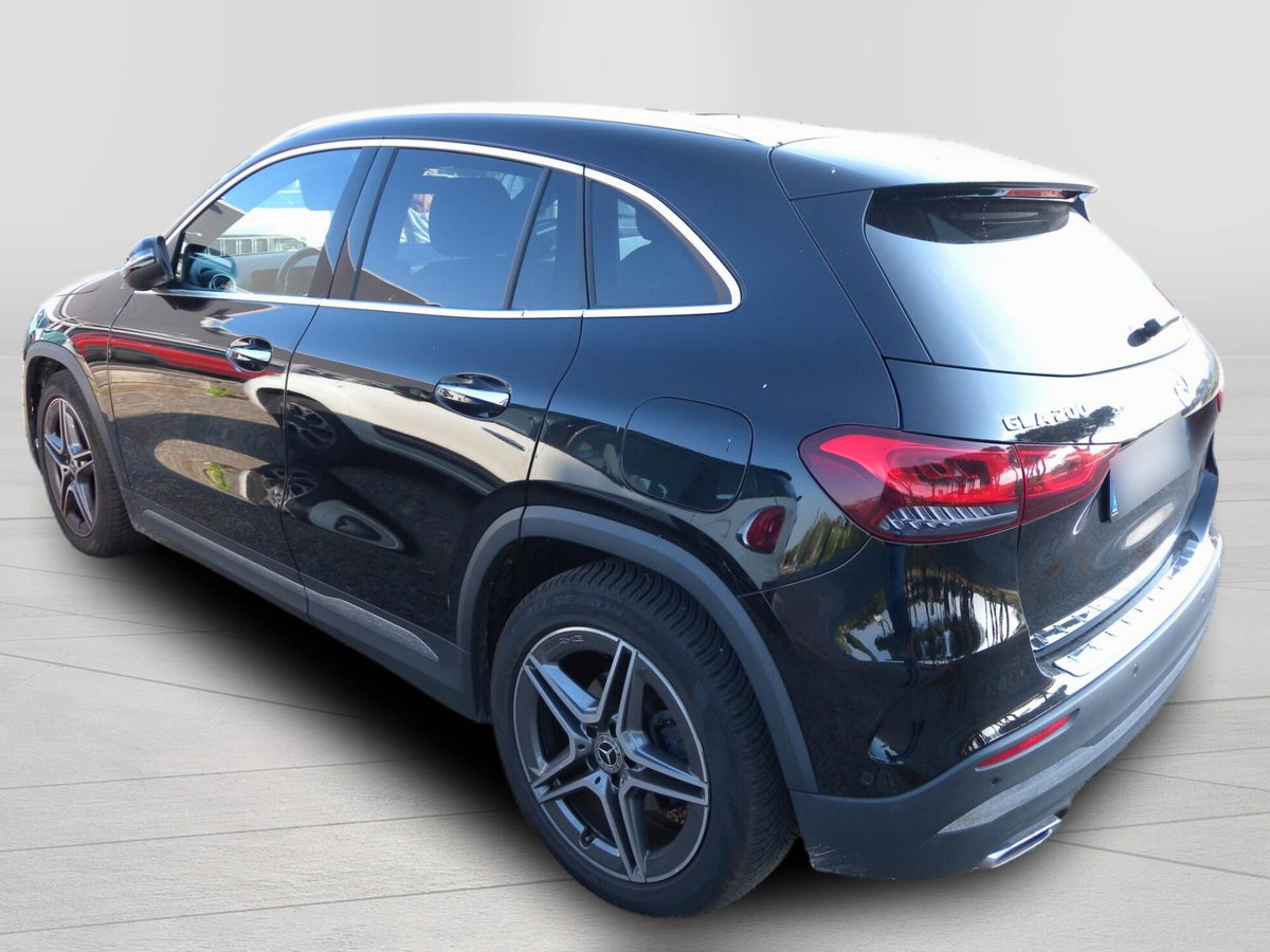 Mercedes-Benz GLA SUV 200 Automatic Premium (4)